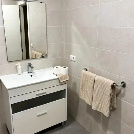Mediterranean 10 Minutes From Valencia Centro Apartment